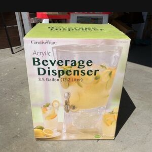 Beverage dispenser